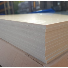 Полипропилен листовой трудновоспламеняемый натуральный PP-s 15х1500х3000 мм